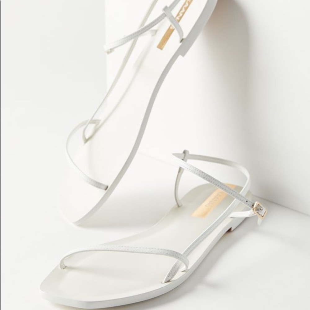 Beautiful Kaanas Santos sandal! 😍🌟
